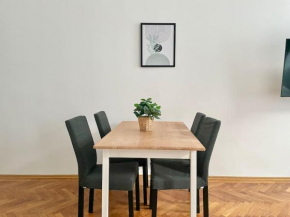 Sunny Central Apartment